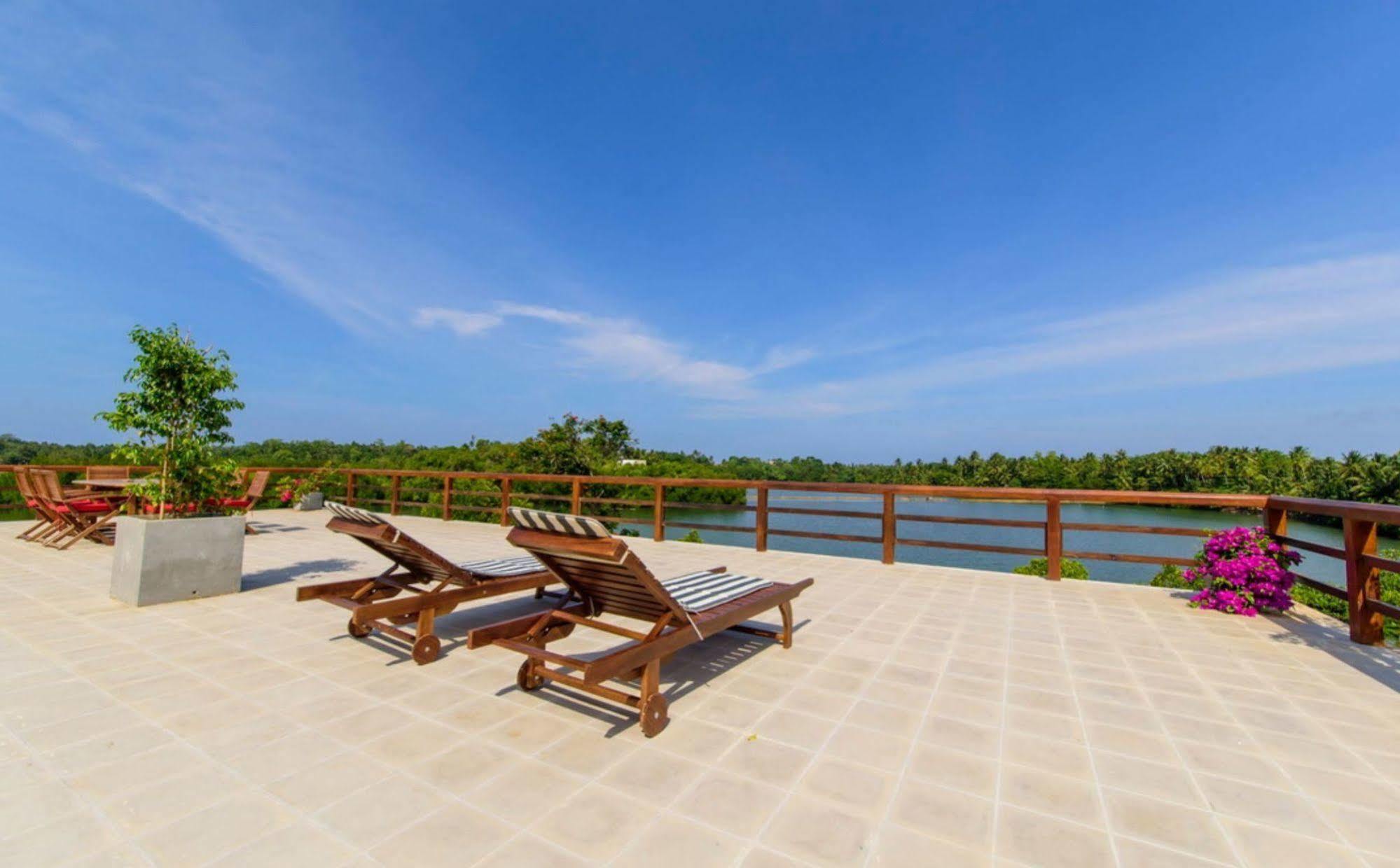 Hikka Hide Villa Хиккадува Экстерьер фото
